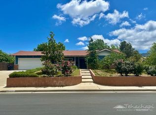 424 Brentwood Dr, Tehachapi, CA 93561