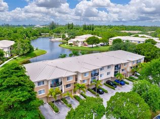 600 Crestwood Ct N APT 609, Royal Palm Beach, FL 33411