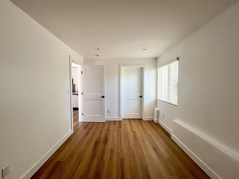 116 N Helberta Ave — Photo 14
