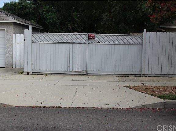 4th image of 7542 Quakertown Ave