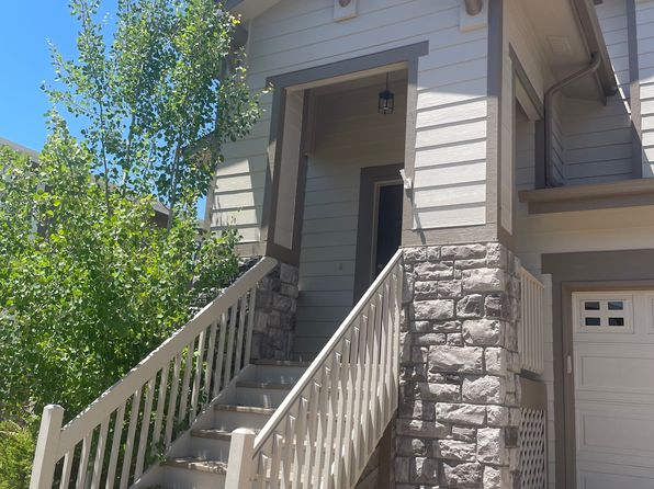 11092 Woodhurst Cir