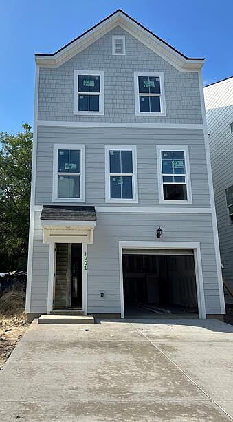 1st image of 1820 Helm Ave