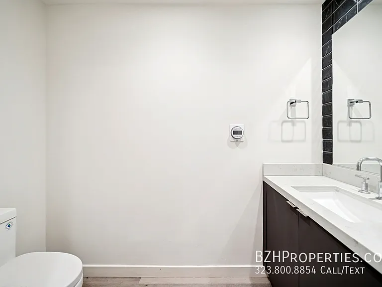 Corning Nineteen — Photo 114