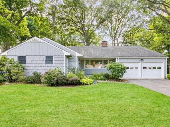 22 Paddock Road, Rye Brook, NY 10573