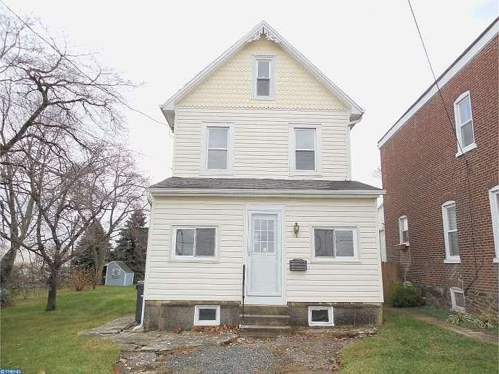 Franklin Ave front