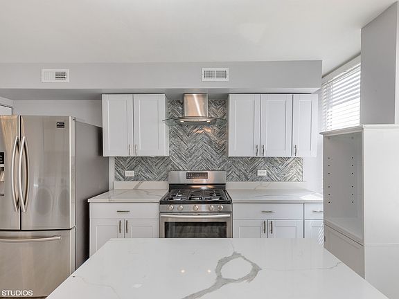 5th image of 6701 S Crandon Ave APT 16C