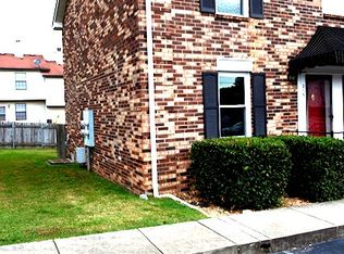 215 Edgewood Dr, Hendersonville, TN 37075
