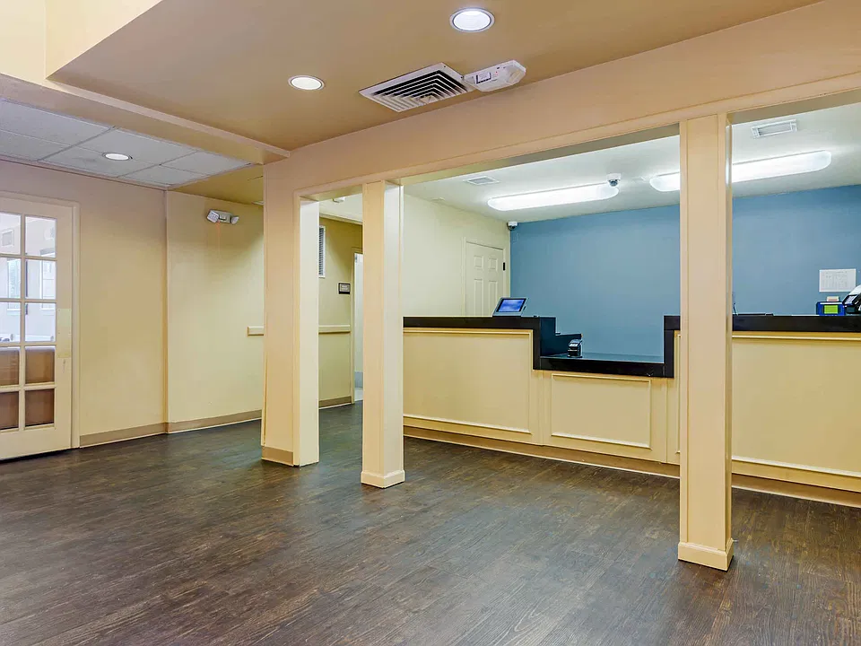 Lobby and Guest Check-in