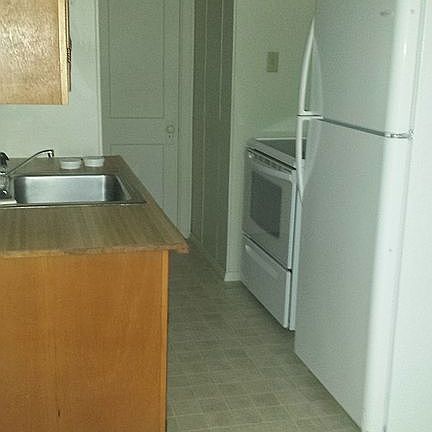 5th image of 572-574 Tipton Ave
