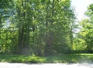 15 Spring Creek Dr, Cortland, OH