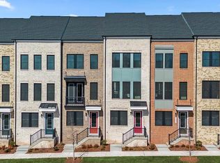 2700 River Birch Rd, Herndon, VA 20171