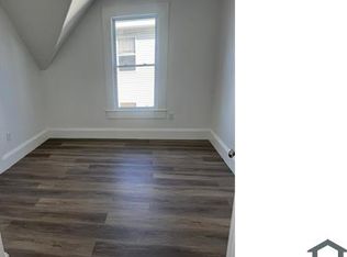 70 Arlington St #3, Worcester, MA 01604