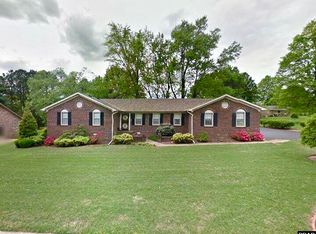 122 Roma St, Martin, TN 38237