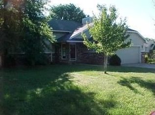 120 E Sandhill Rd, Derby, KS 67037