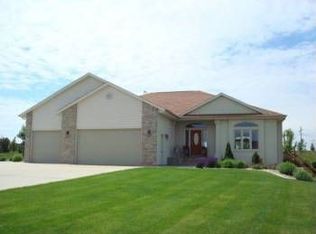 8515 E Willow Ridge Pl, Sioux Falls, SD 57110