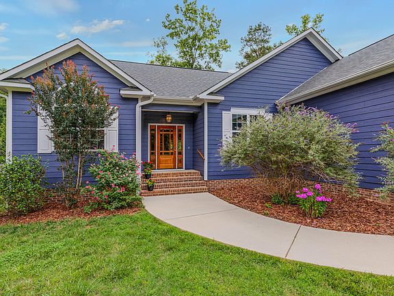 2nd image of 319 Ashwick Dr