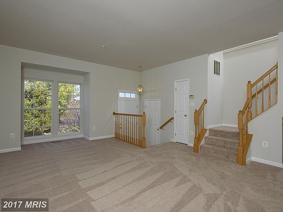 4th image of 13002 Rosebay Dr #1705