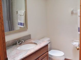 35 Ashley Ct, Crete, IL 60417