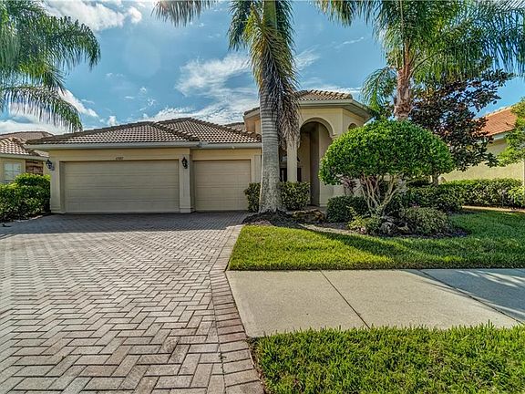 2nd image of 11922 Granite Woods Loop
