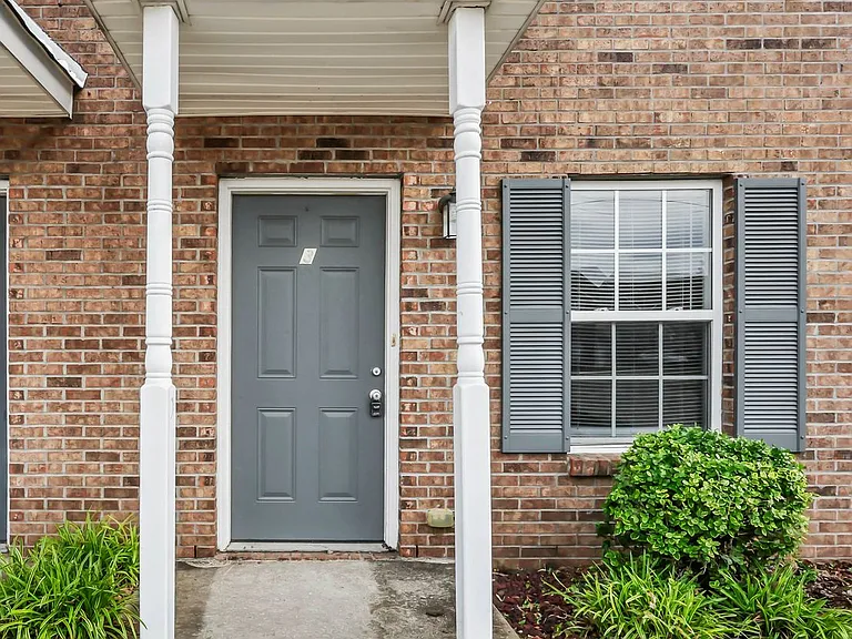 784 Cherrybark Ln #3 — Photo 2