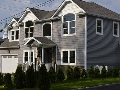 2 Willard Place, Glen Head, NY, 11545