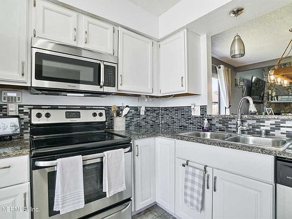 4th image of 8434 Allwine Ct
