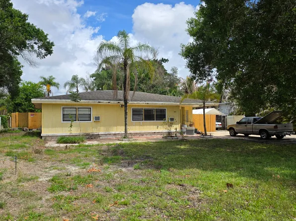 1843 SW College St, Stuart, FL 34997