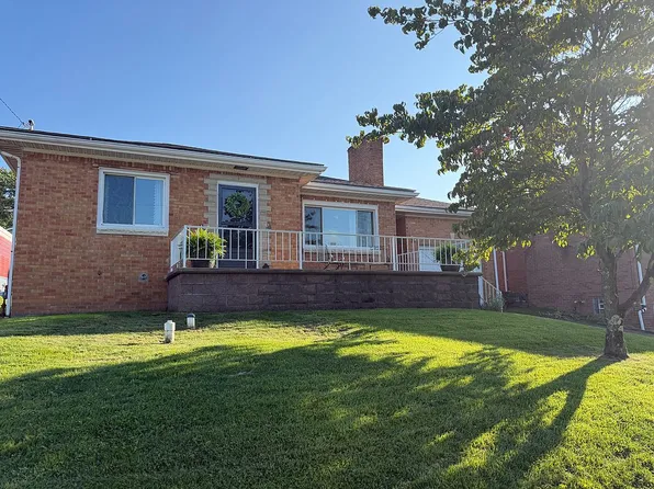 126 3rd Ave, New Eagle, PA 15067