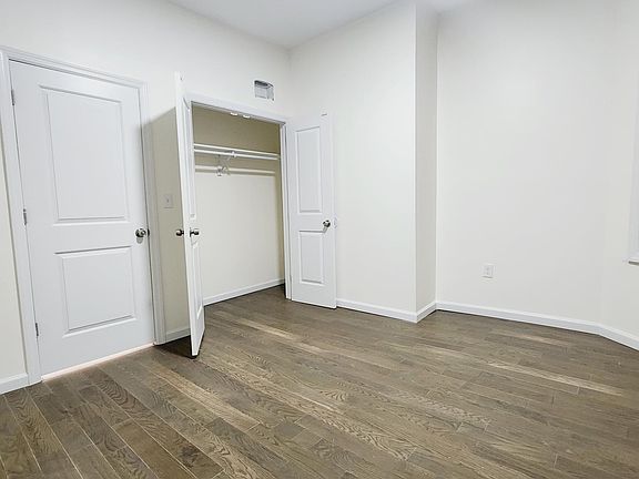 3rd image of 83 Oak St #1