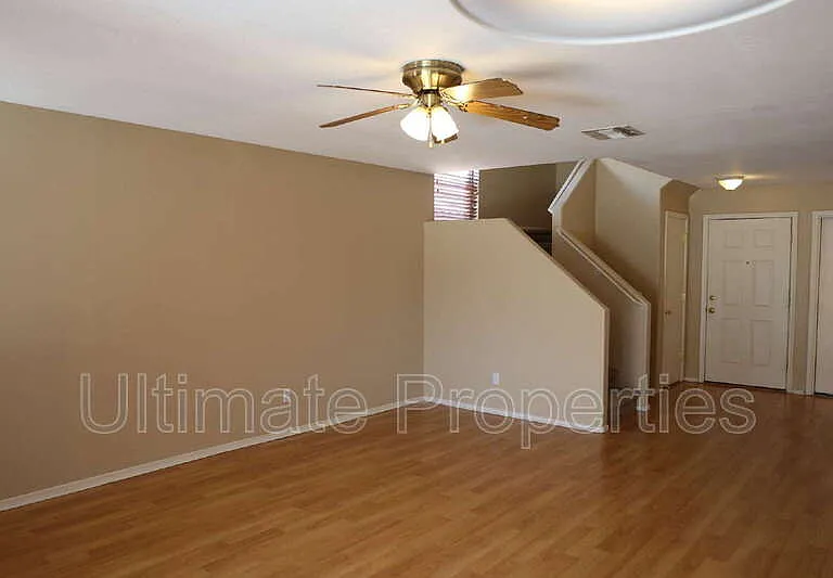 12237 W Larkspur Rd — Photo 3