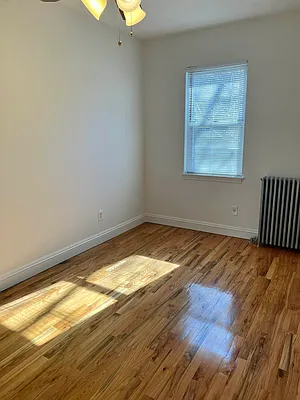 Rented by LDMI Realty Group LLC | media 22