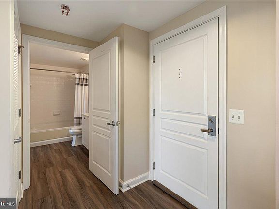 4th image of 2451 Midtown Ave APT 1308