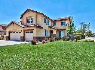 7240 Avocado Ct, Fontana, CA 92336