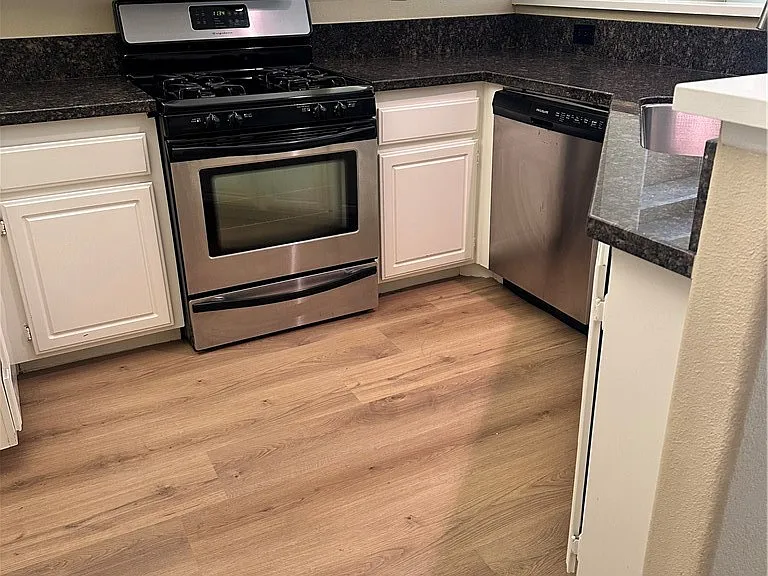 1039 S Positano Ave — Photo 5