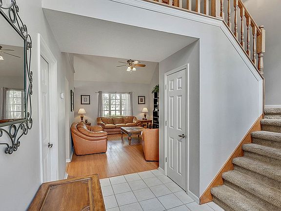 3rd image of 1009 Megan Lynn Ct