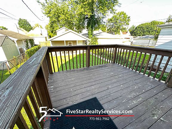 4th image of 5338 N Nashville Ave #1
