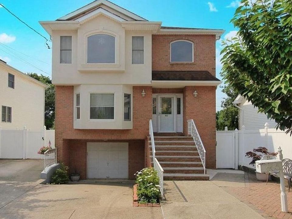 1st image of 92 Clearmont Ave #2