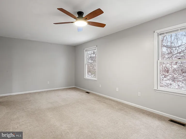 547 Pickering Station Dr — Photo 17