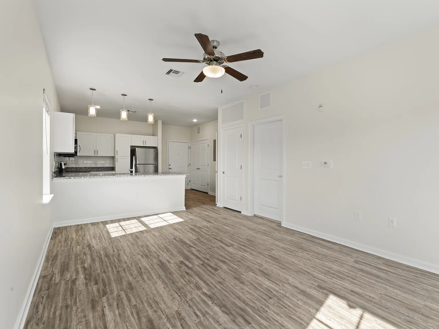 Surf Apartments — Photo 4