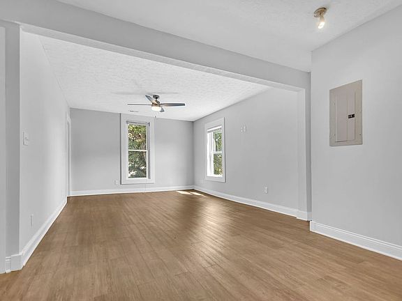 3rd image of 645 N College Ave APT 2