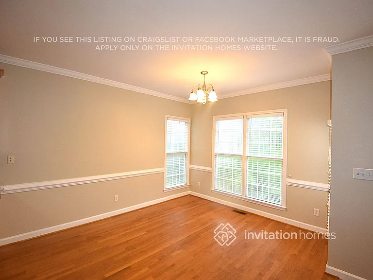 912 Siena Dr — Photo 3