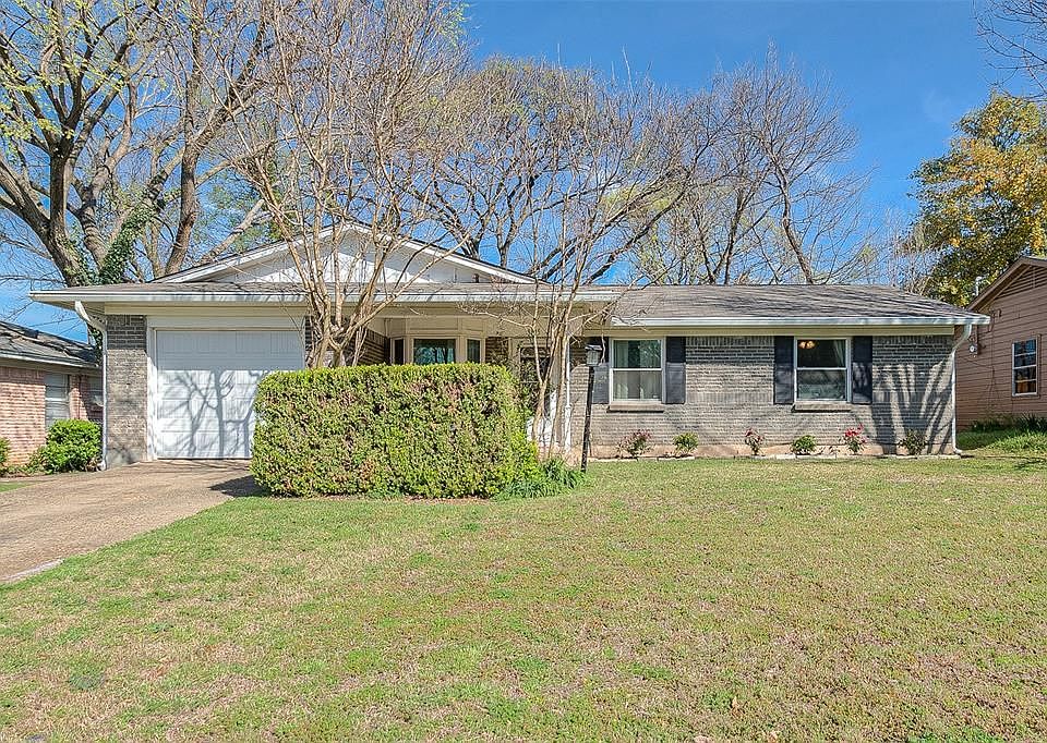 1st image of 8515 Graywood Dr