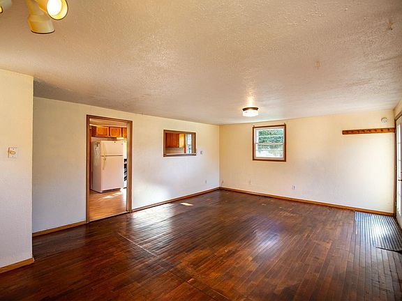 5th image of 29641 San Lu Rae Dr