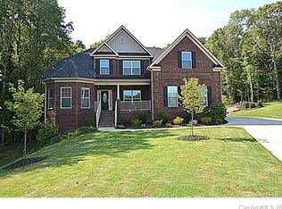 606 Sugarberry Ct, Fort Mill, SC 29715