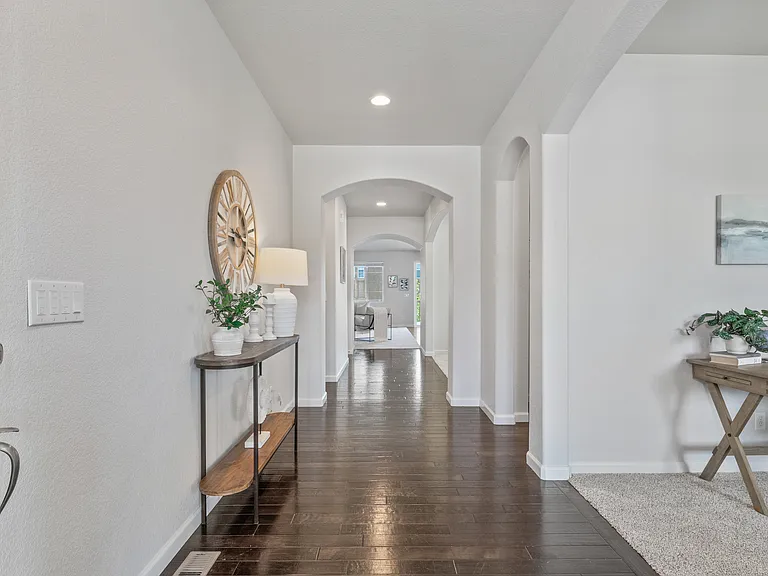 5859 Leon Young Dr — Photo 5