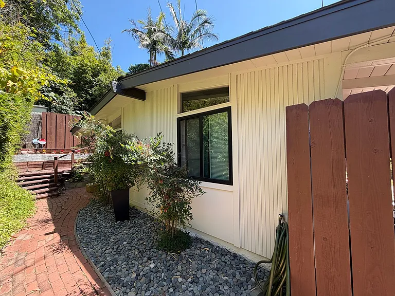 266 1/2 El Sueno Rd — Photo 13