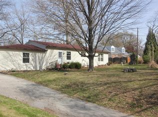 8965 Pardee Rd, Saint Louis, MO 63123