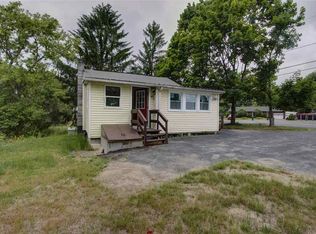 30 Guideboard Rd, Waterford, NY 12188