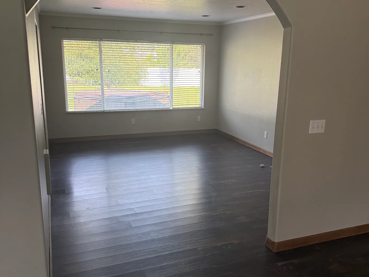 3 bed, 2.5 bath, 3000 sqft, $2,695 — Photo 4