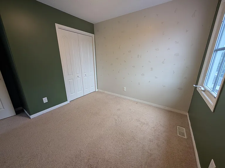 708 Margaret Way — Photo 18